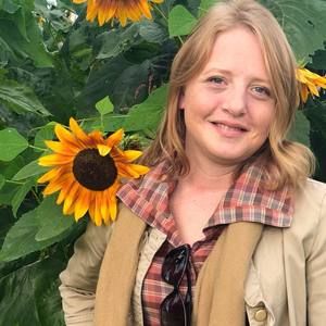 Meet your Posher, Leanne